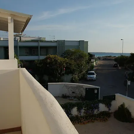 Spiaggia Bella Apartment *